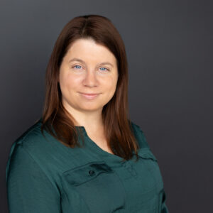  Amy Roosa